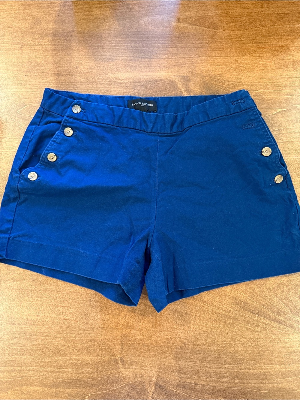 Banana Republic Women’s Blue Button-Accent Cotton Shorts